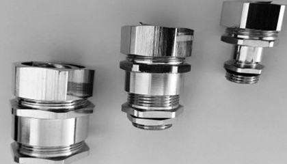 戶外如何確保金屬防水接頭的防水功能和安全性?