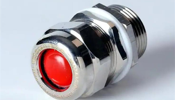 防水接頭和防水接線盒需要如何配合?幾步就學(xué)會(huì)! 圖1